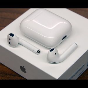 Apple AirPods 1st generation headphones and case